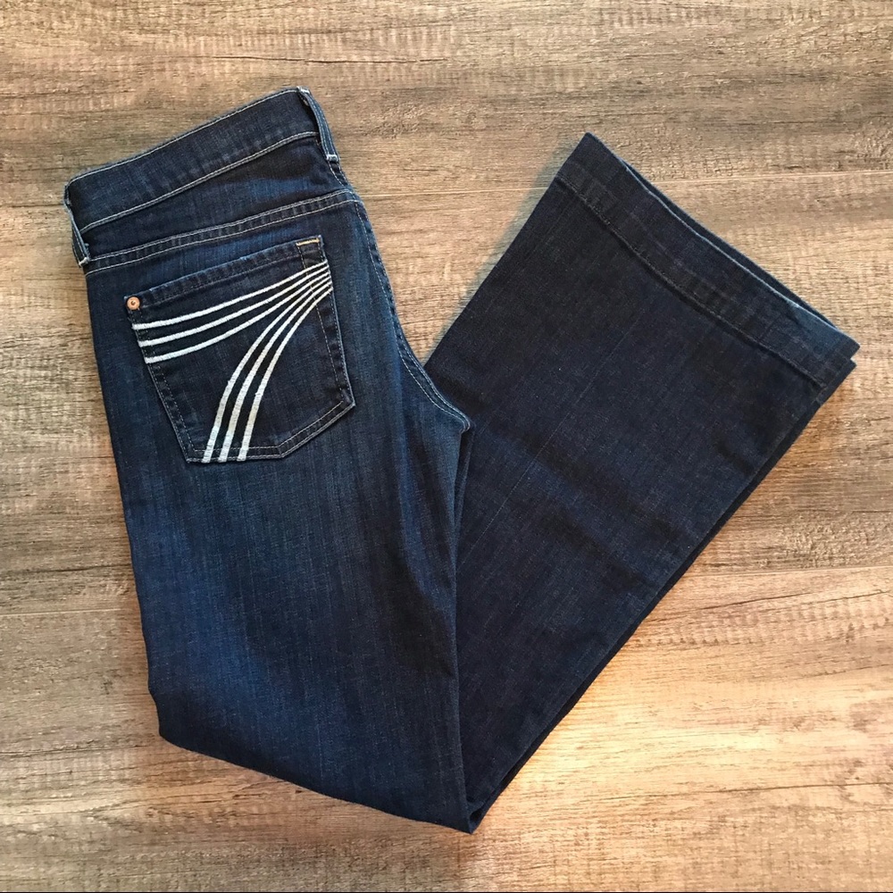 7 for all mankind white 7’s flare Dojo Jeans 27/29